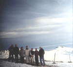 L'équipe de la SAN devant le Mont Viso